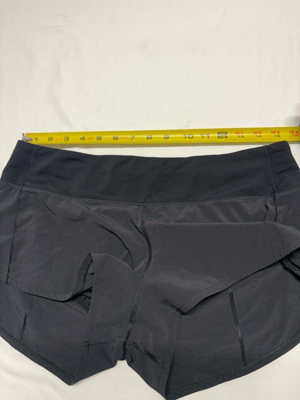 Lululemon Run: Speed Short *Naked
Seam
Black - Picture 5 of 9
